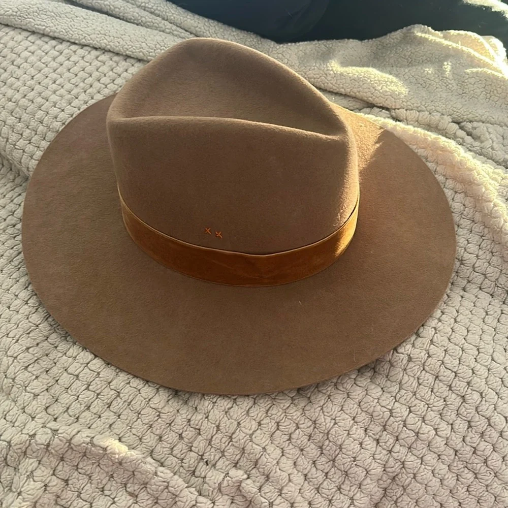Lack Of Color Benson Tri Beige Tall Triangle Crown Fedora Size Medium - Picture 4 of 8